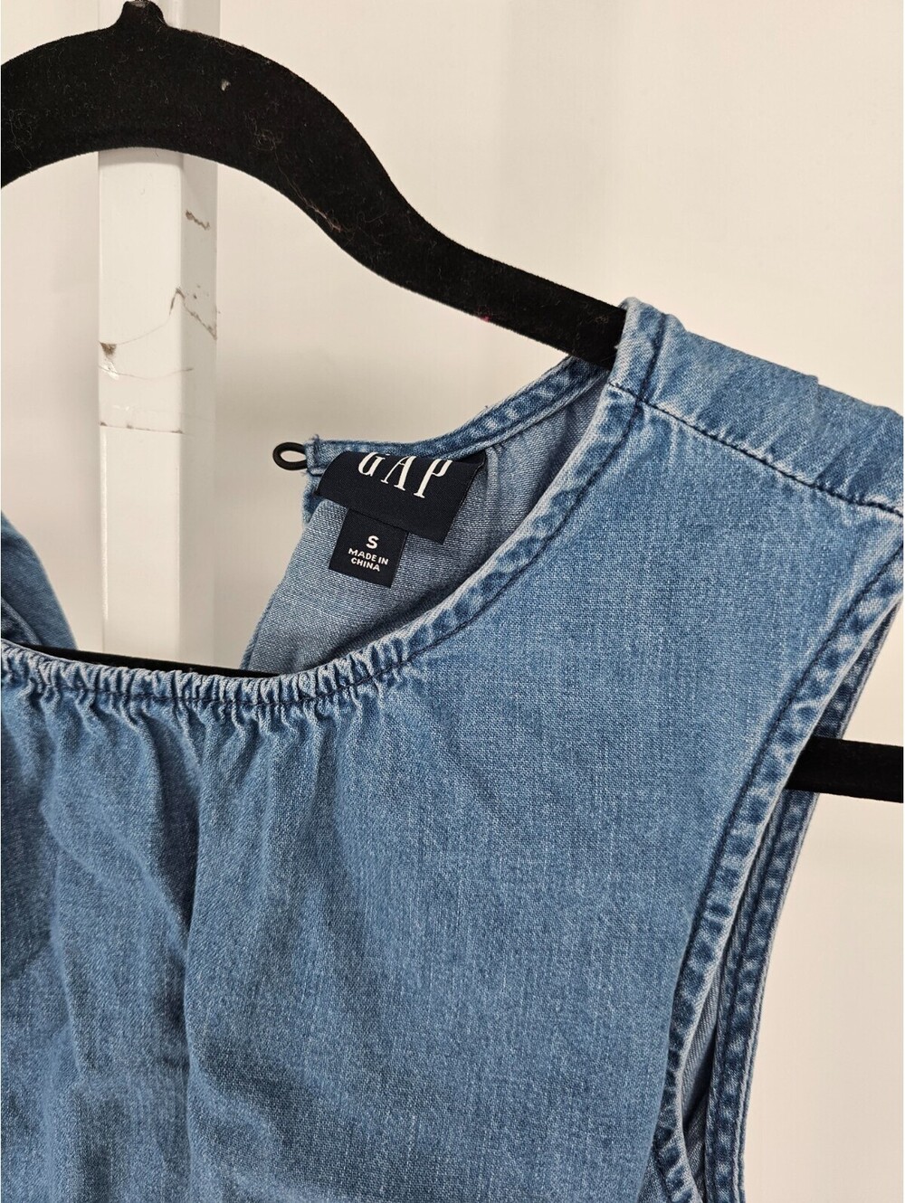 Gap Womens Sz S Denim Side-Tie Cutout Mini Dress Blue Jean Sleeveless - Picture 2 of 4